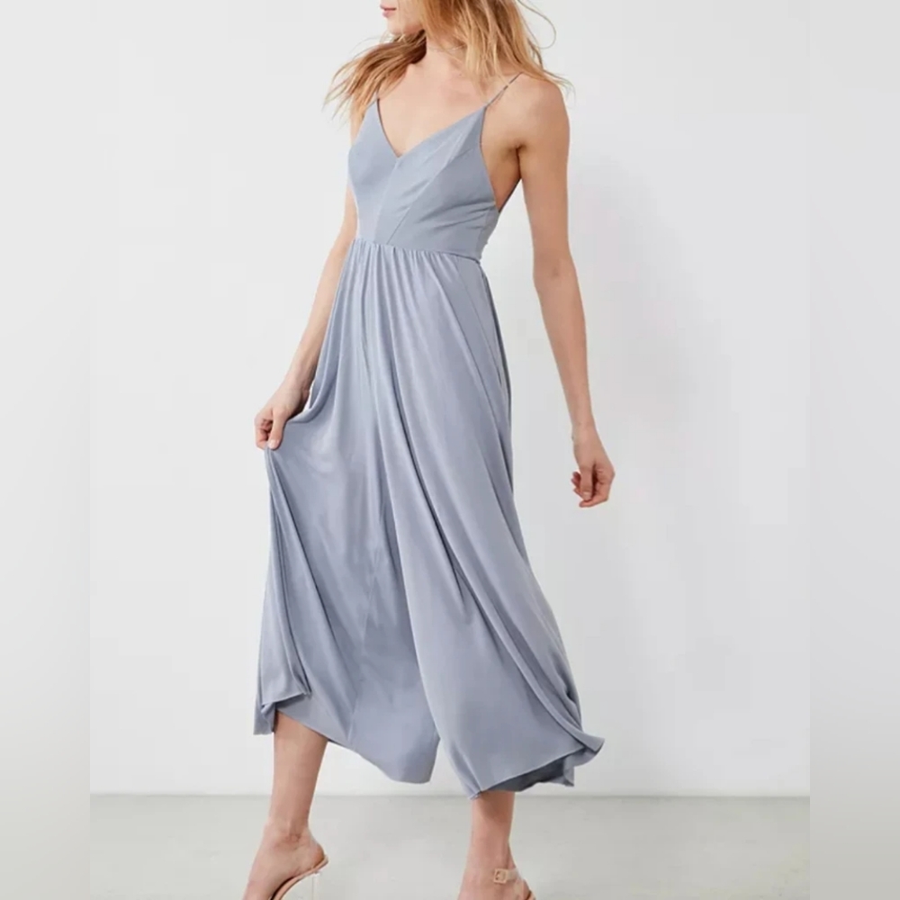 NWT Silence + Noise (Urban Outfitters brand) Culotte Jumpsuit in Medium